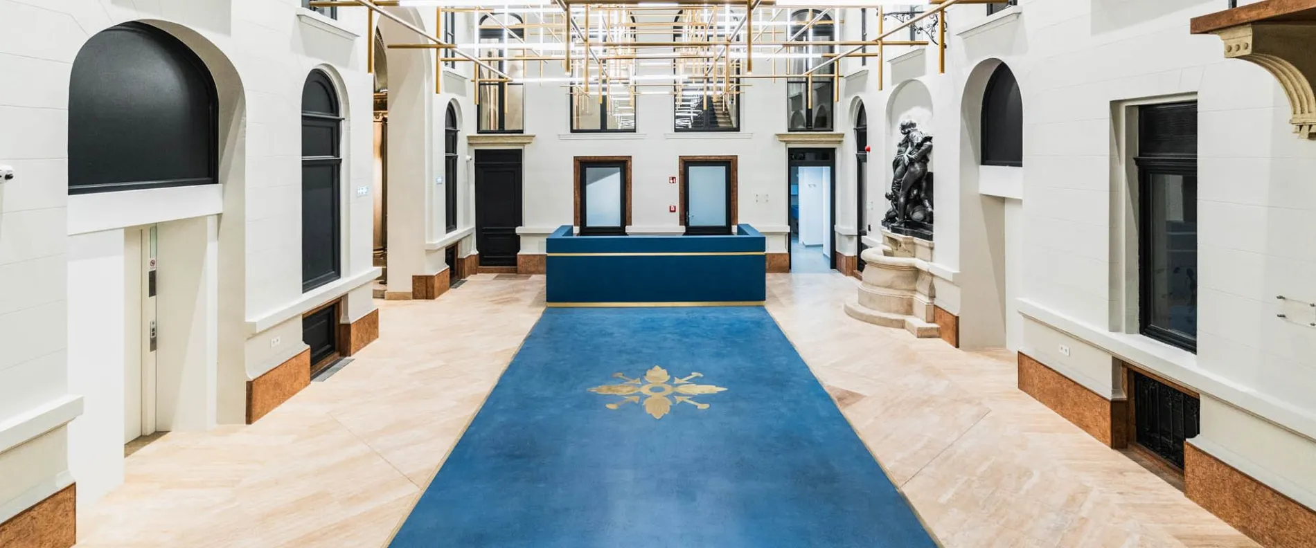 Sophisticated inlay work in the modernised Krausz Palota office building
